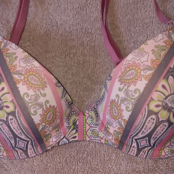 Victoria's Secret Paisley Lined Demi Bra. 32B. - Picture 3 of 9